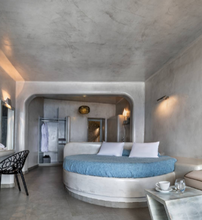 4* Kasimatis by La Perla