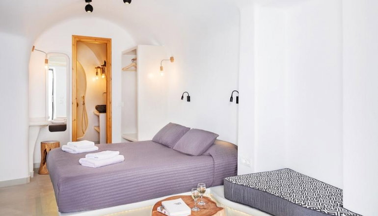 4* Kasimatis by La Perla