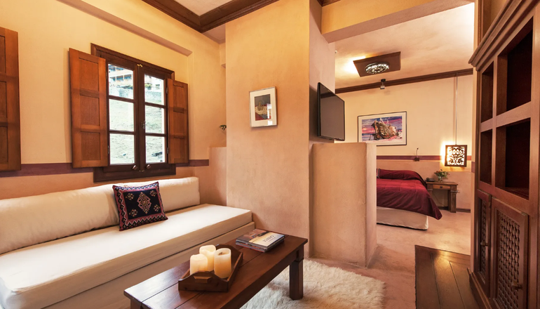 4* Katogi Averoff Hotel & Winery