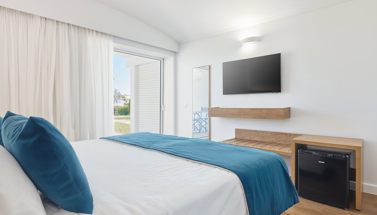 4* Comer Kinetta Beach  - Κινέτα