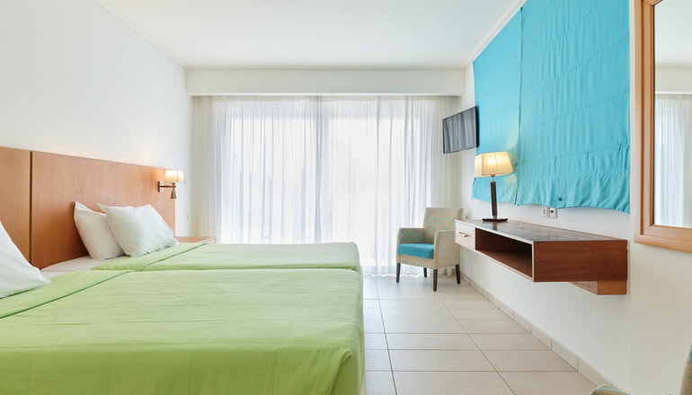 4* Comer Kinetta Beach  - Κινέτα