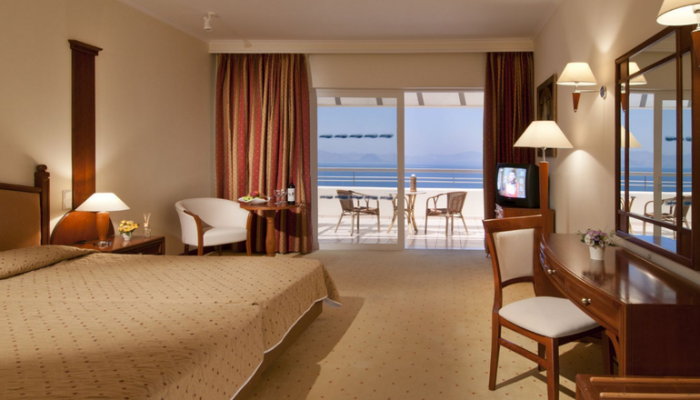 5* Kipriotis Panorama Hotel & Suites