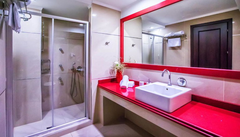 4* Kouros Hotel