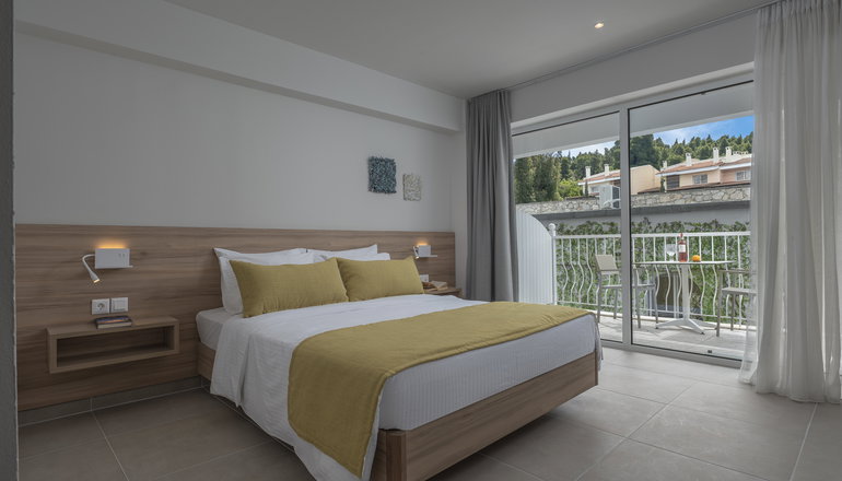 4* Kriopigi Hotel