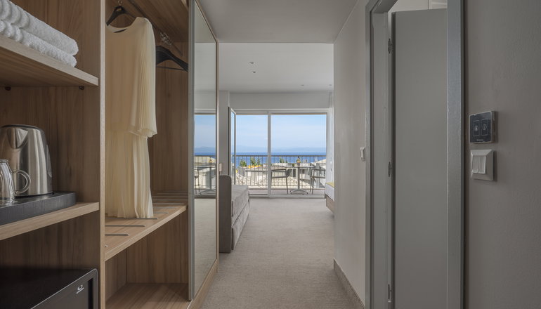 4* Kriopigi Hotel