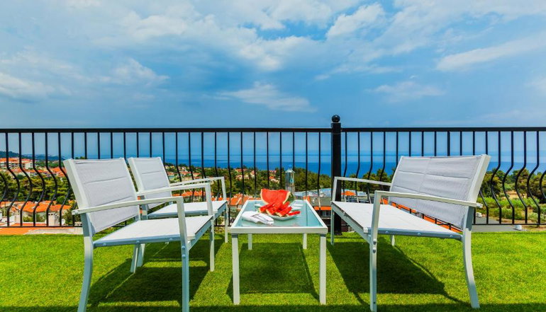 4* Kriopigi Hotel