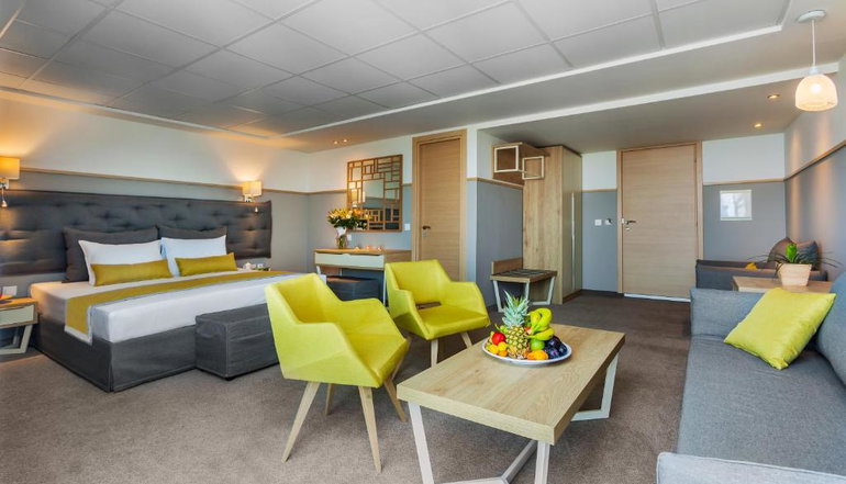 4* Kriopigi Hotel