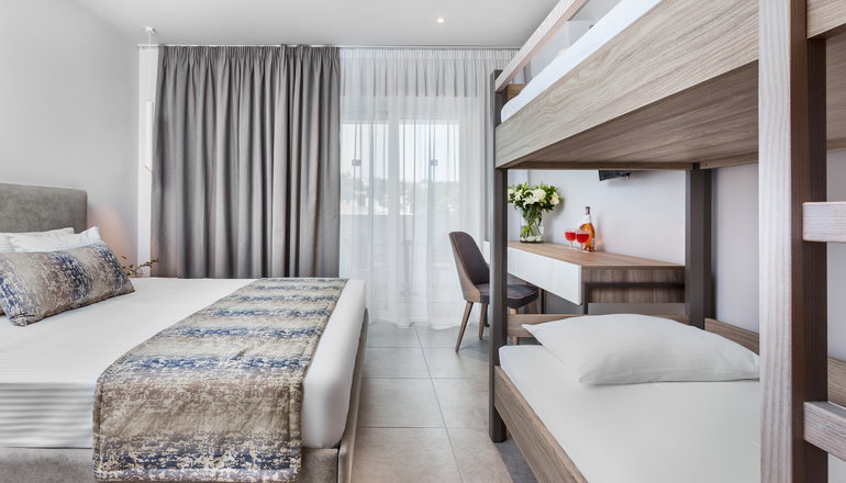 4* Kriopigi Hotel