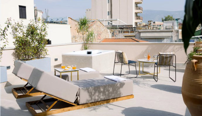 4* La Divina