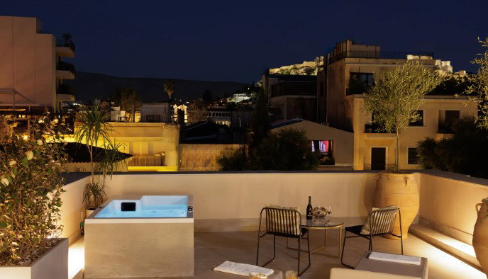 4* La Divina