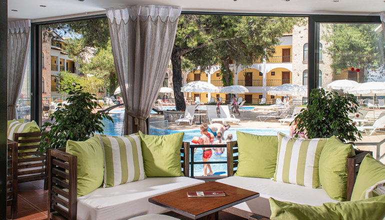 4* Lesse Hotel