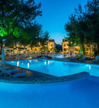 4* Lesse Hotel