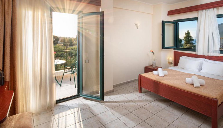 4* Lesse Hotel