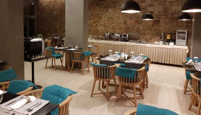 4* Levadia Hotel