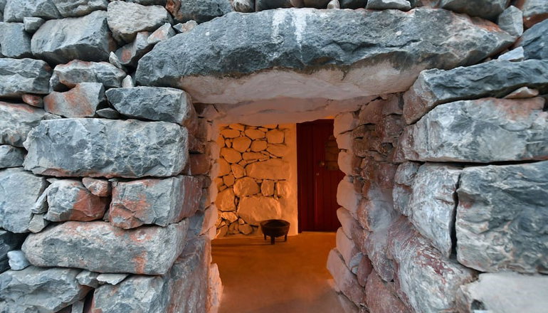 4* Lithos Stone Suites - Αρεόπολη, Μάνη