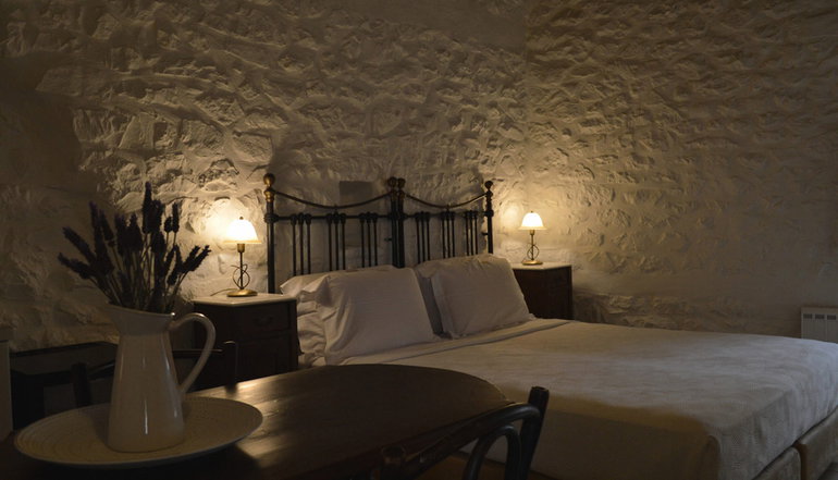4* Lithos Stone Suites - Αρεόπολη, Μάνη