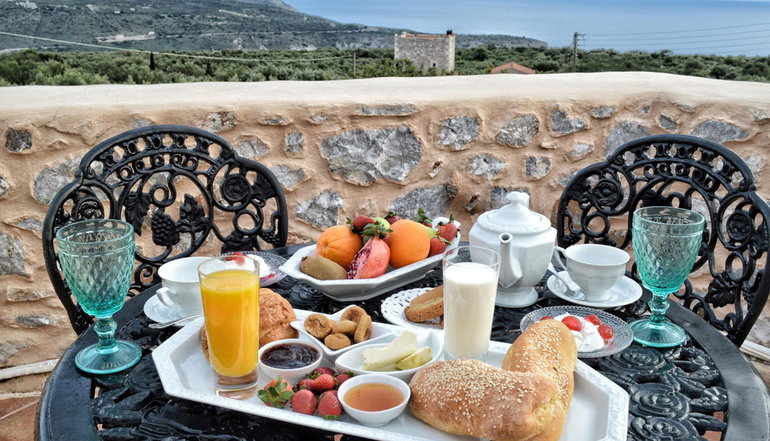 4* Lithos Stone Suites - Αρεόπολη, Μάνη