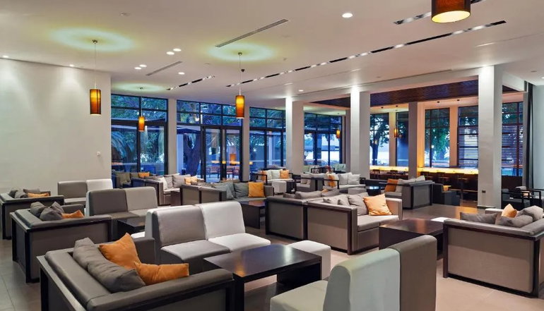 4* Long Beach Resort Hotel