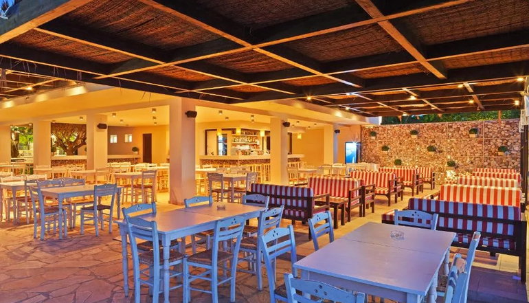 4* Long Beach Resort Hotel