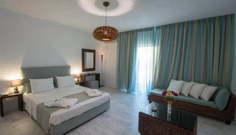 4* Long Beach Resort Hotel