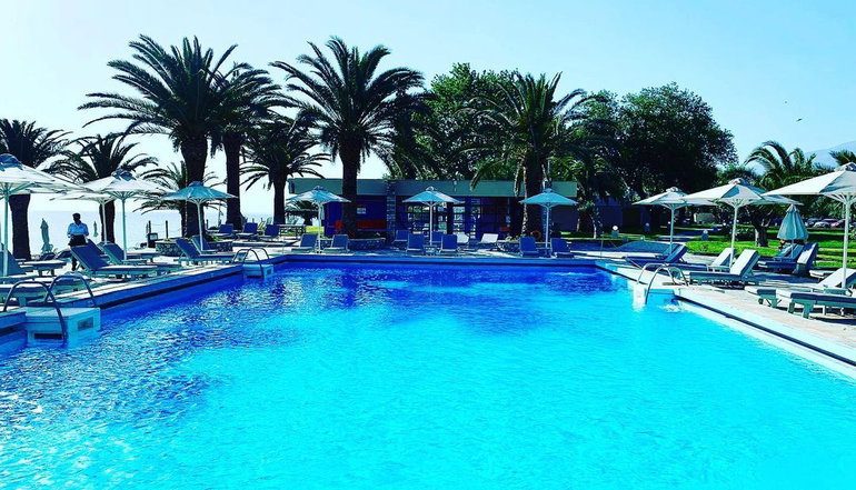 4* Long Beach Resort Hotel