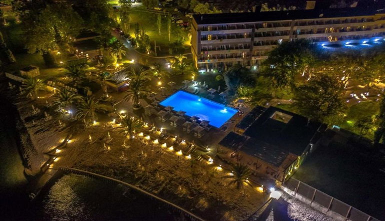 4* Long Beach Resort Hotel