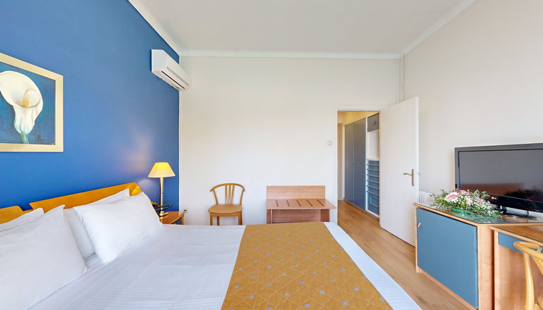 4* Lucy Hotel - Χαλκίδα