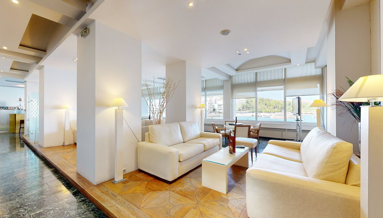 4* Lucy Hotel - Χαλκίδα