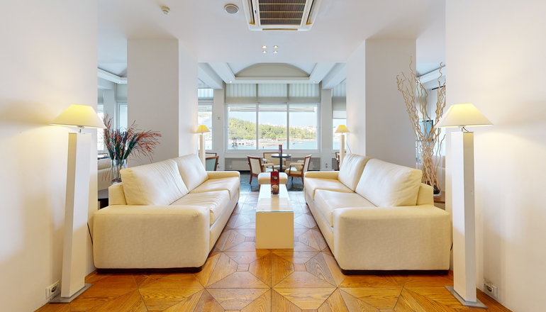 4* Lucy Hotel - Χαλκίδα