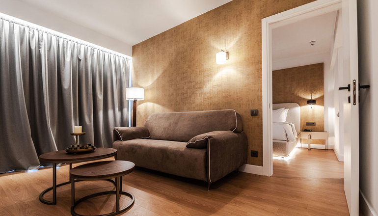 4* Magnes Hotel