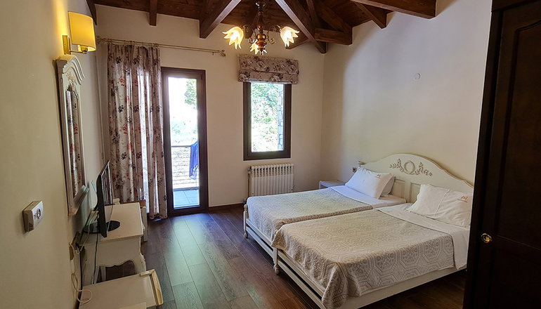 4* Manthos Mountain Resort Hotel & Spa