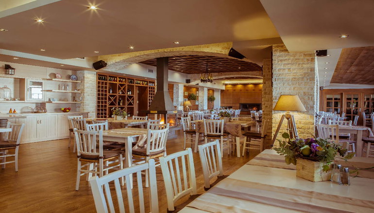 4* Manthos Mountain Resort Hotel & Spa