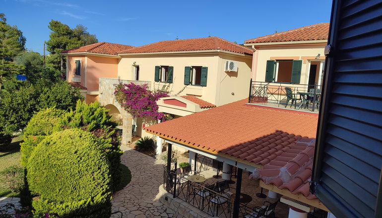 Elanthi Village Hotel