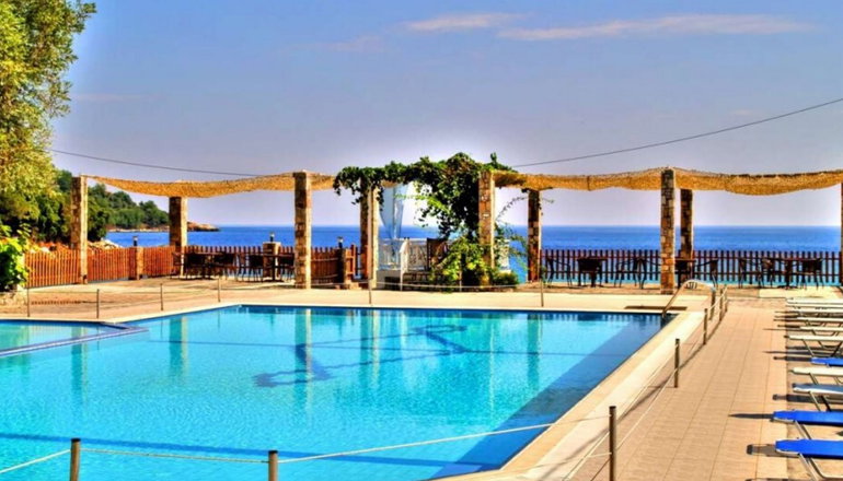 4* Maranton Beach Hotel