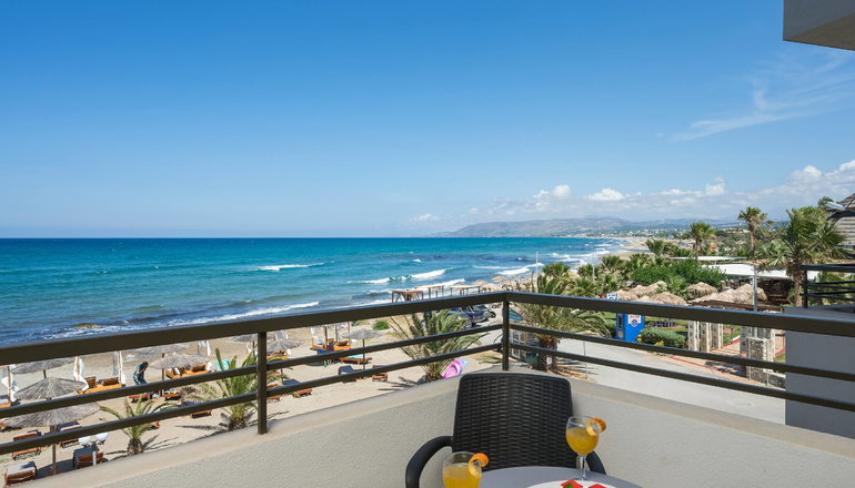 4* Mare Blue & Suites