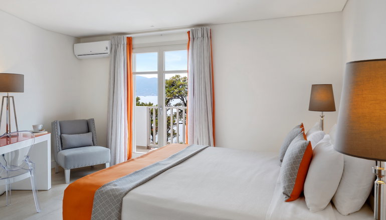 4* Marpunta Village