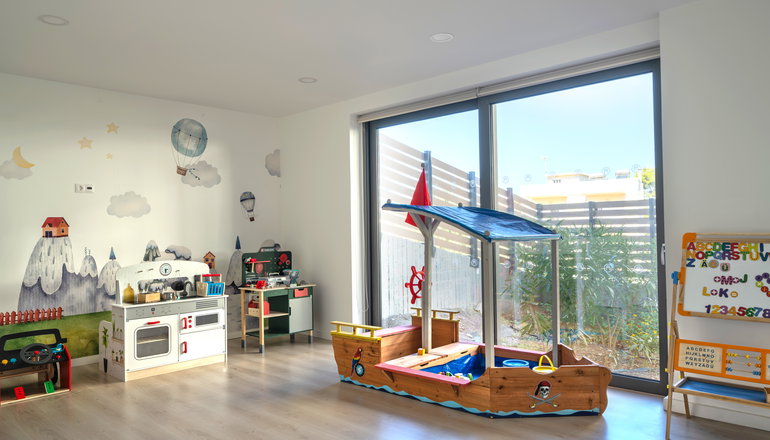 4* Minos Hotel