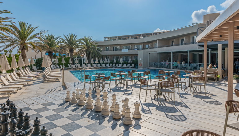 4* Minos Hotel