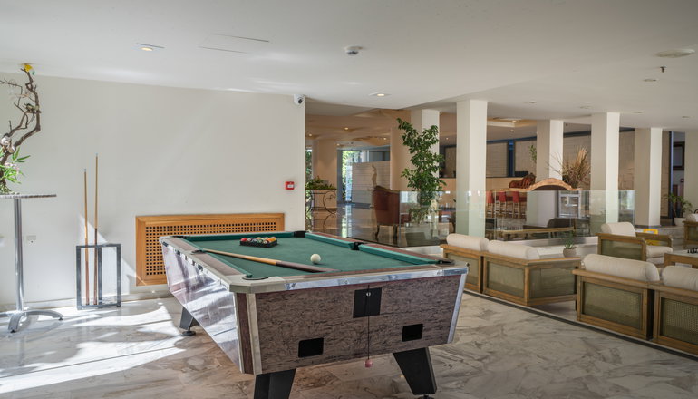 4* Minos Hotel