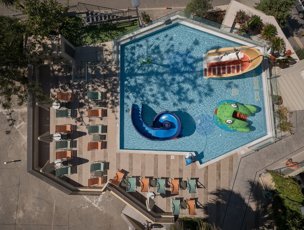 4* Minos Hotel
