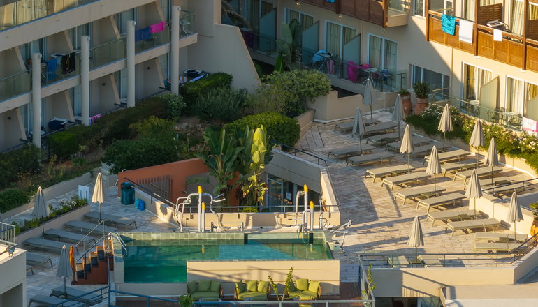 4* Minos Hotel