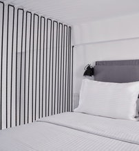 4* Mr & Mrs White Santorini