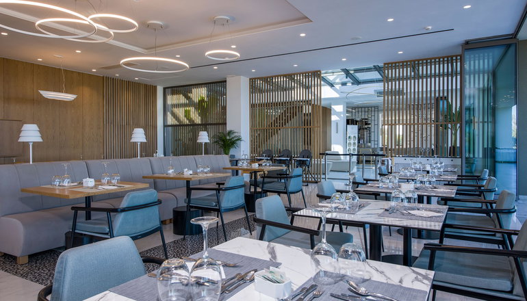 4* Myrion Beach Resort