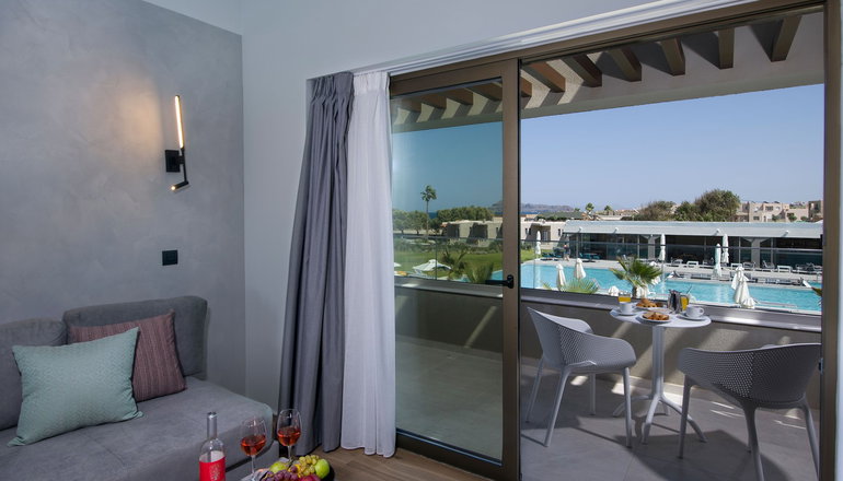 4* Myrion Beach Resort