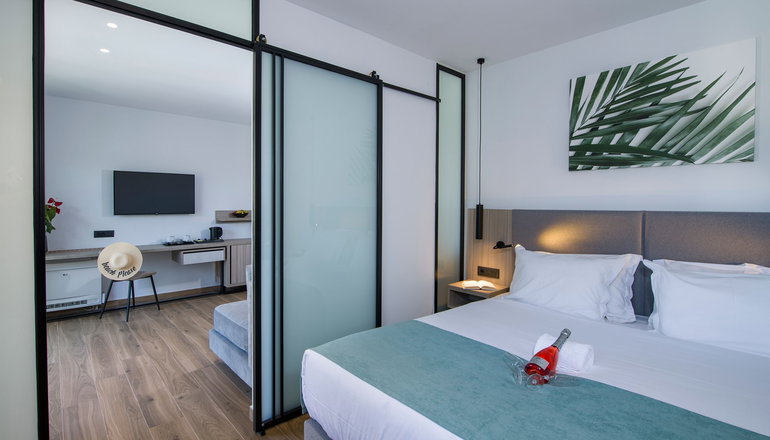 4* Myrion Beach Resort