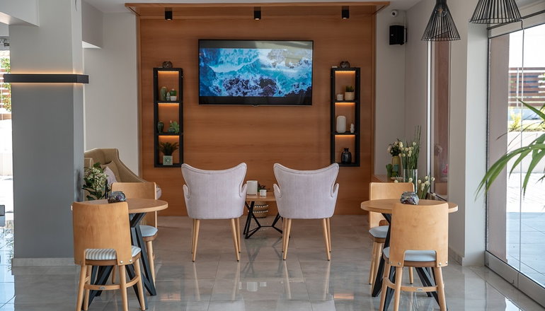 4* Mythic Summer Hotel