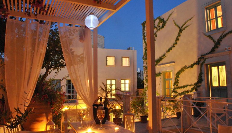 4* Mythos Suites Hotel