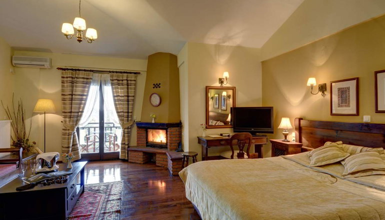 4* Naiades Hotel