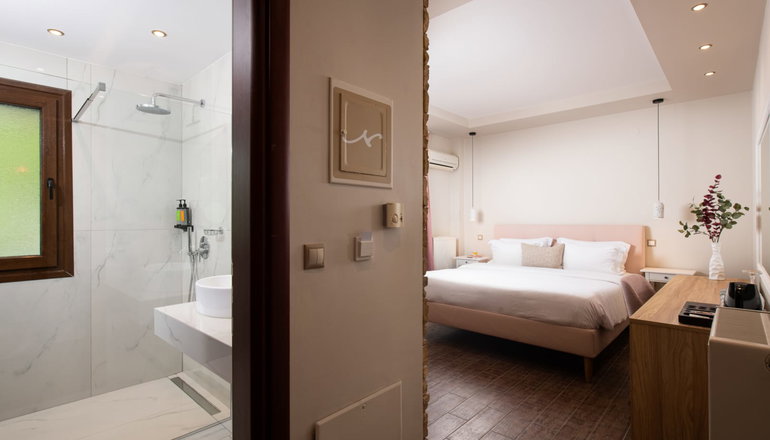 4* Naiades Hotel