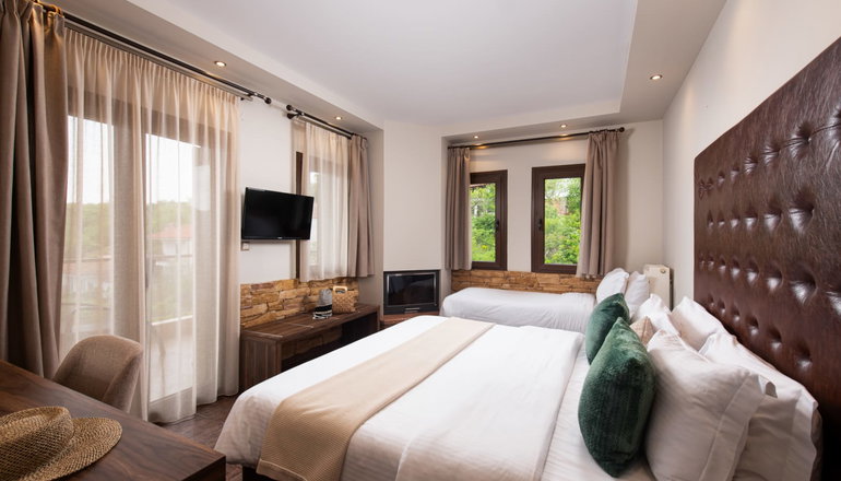 4* Naiades Hotel